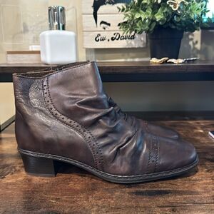 Rieker brown zip ankle boots size EU 41 (8.5-9 US)
